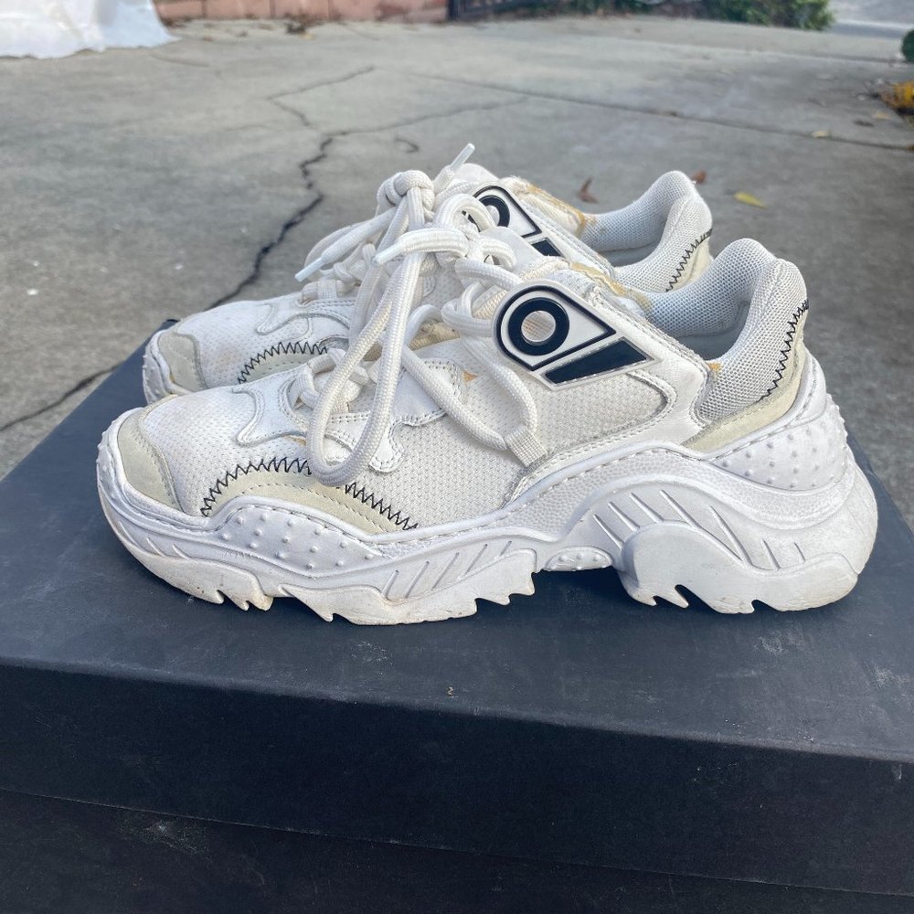Revolve No.21 Billy Sneaker